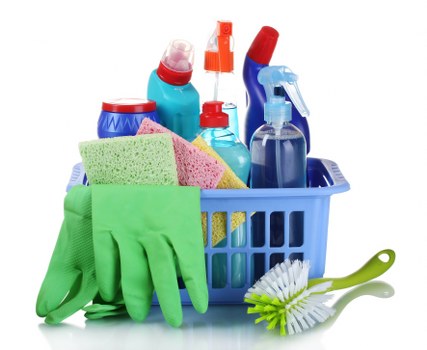Deep cleaning an oven door, shelves, and interior in Ruislip
